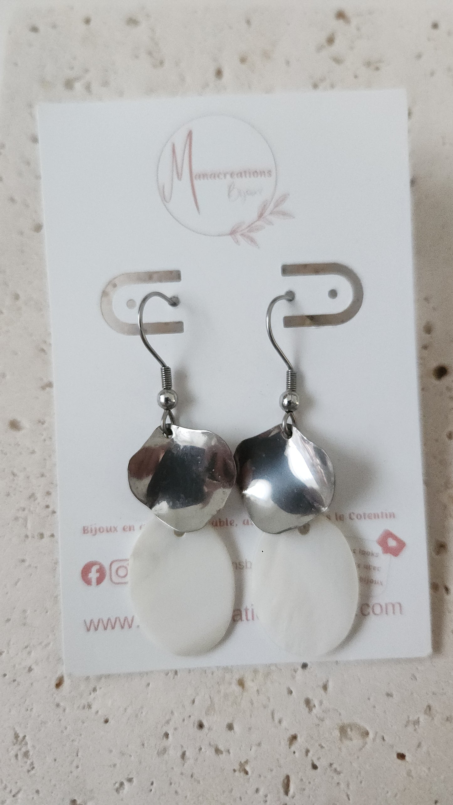 Boucles d'oreilles argentées