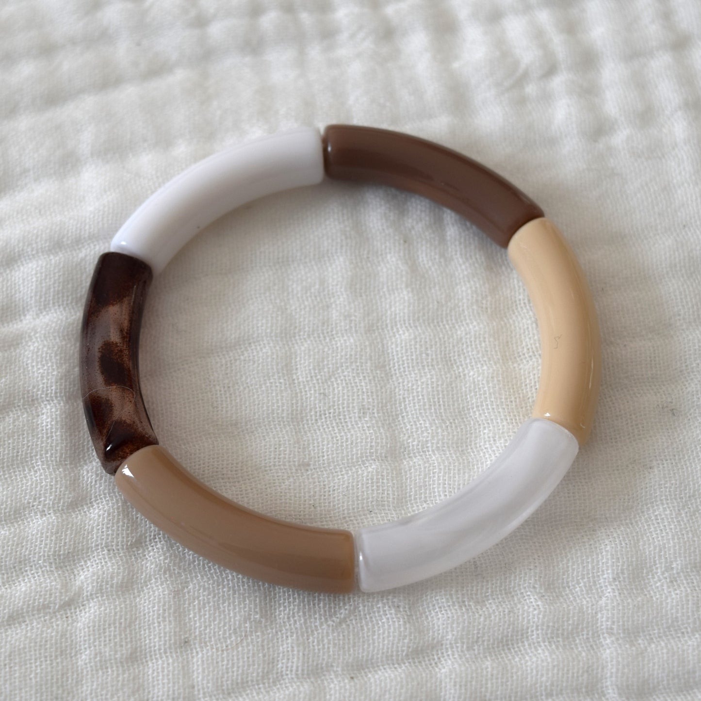 Bracelets joncs tons blancs et taupe