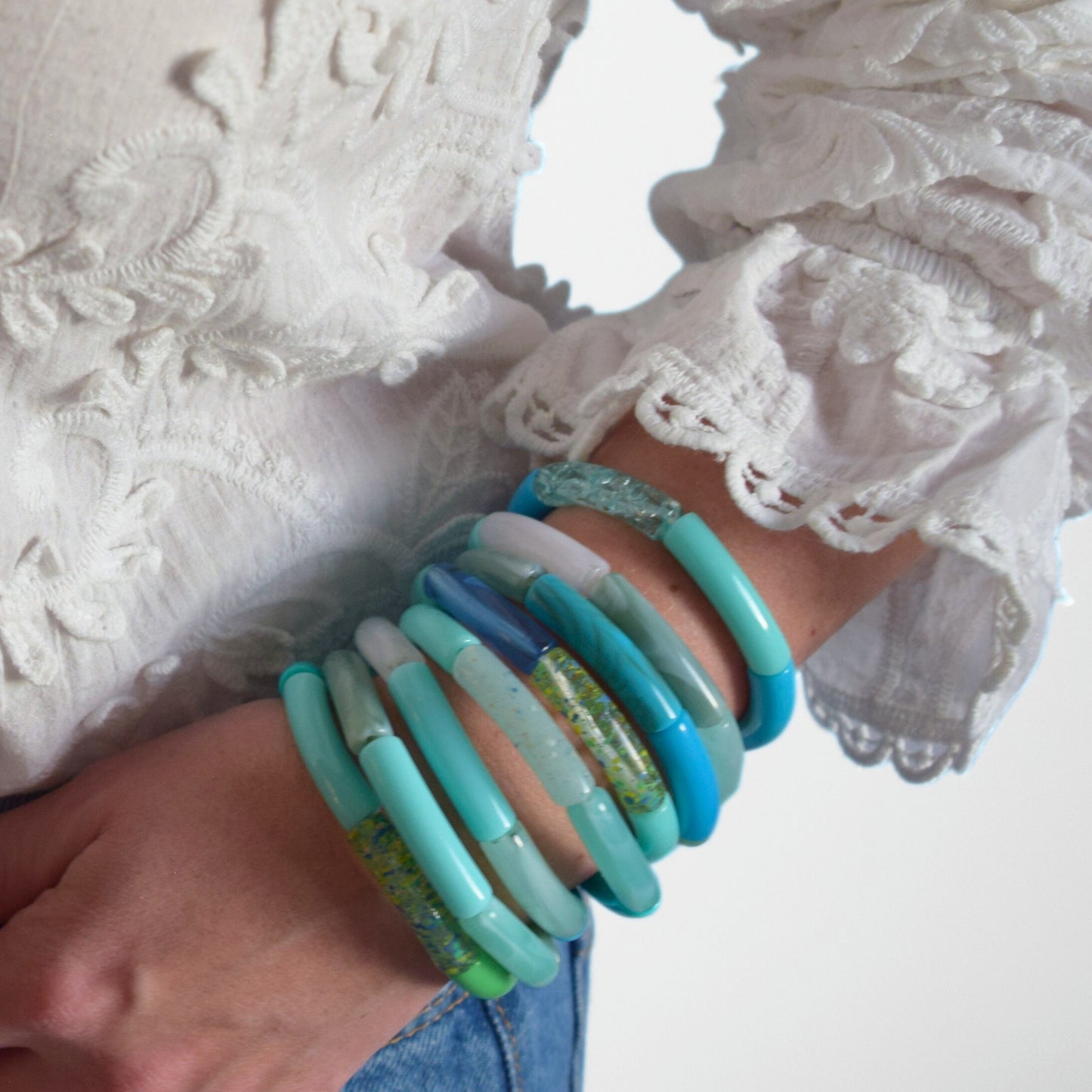 Bracelets joncs élastiques tons bleus