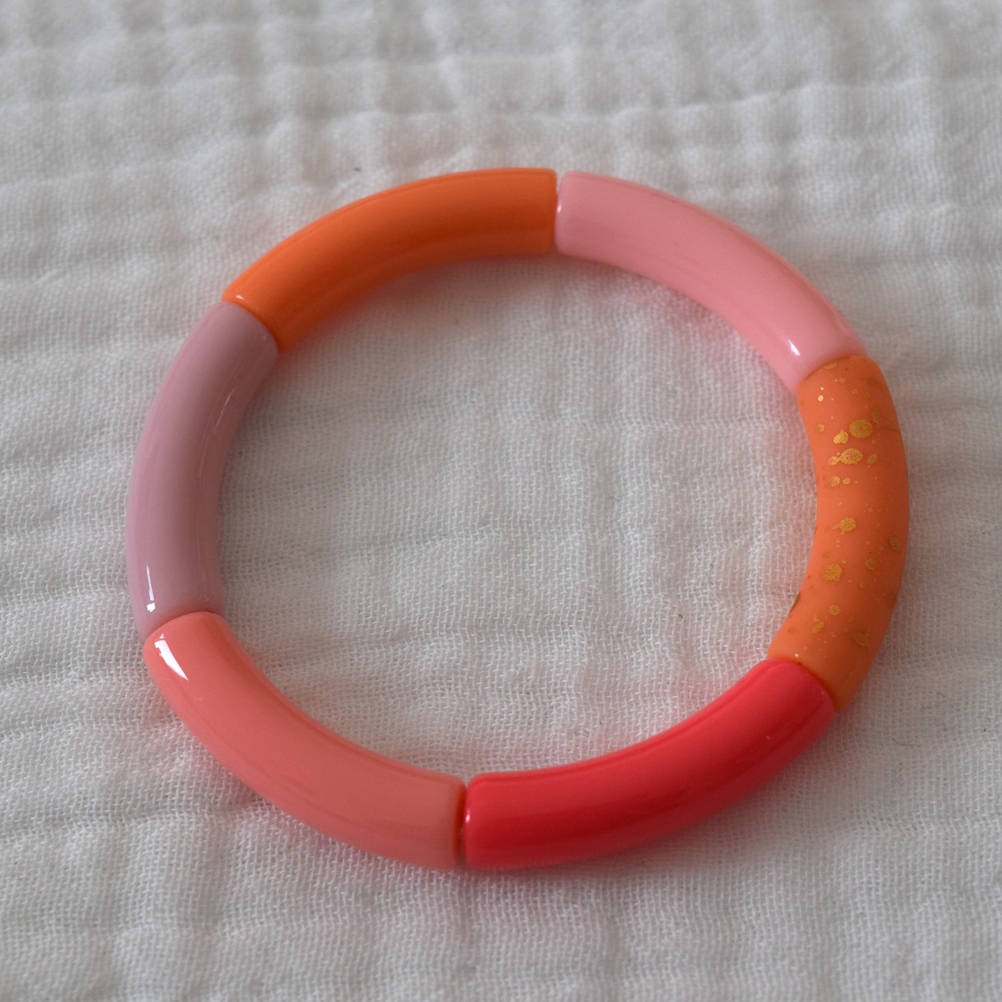 Bracelets joncs tons acidulés