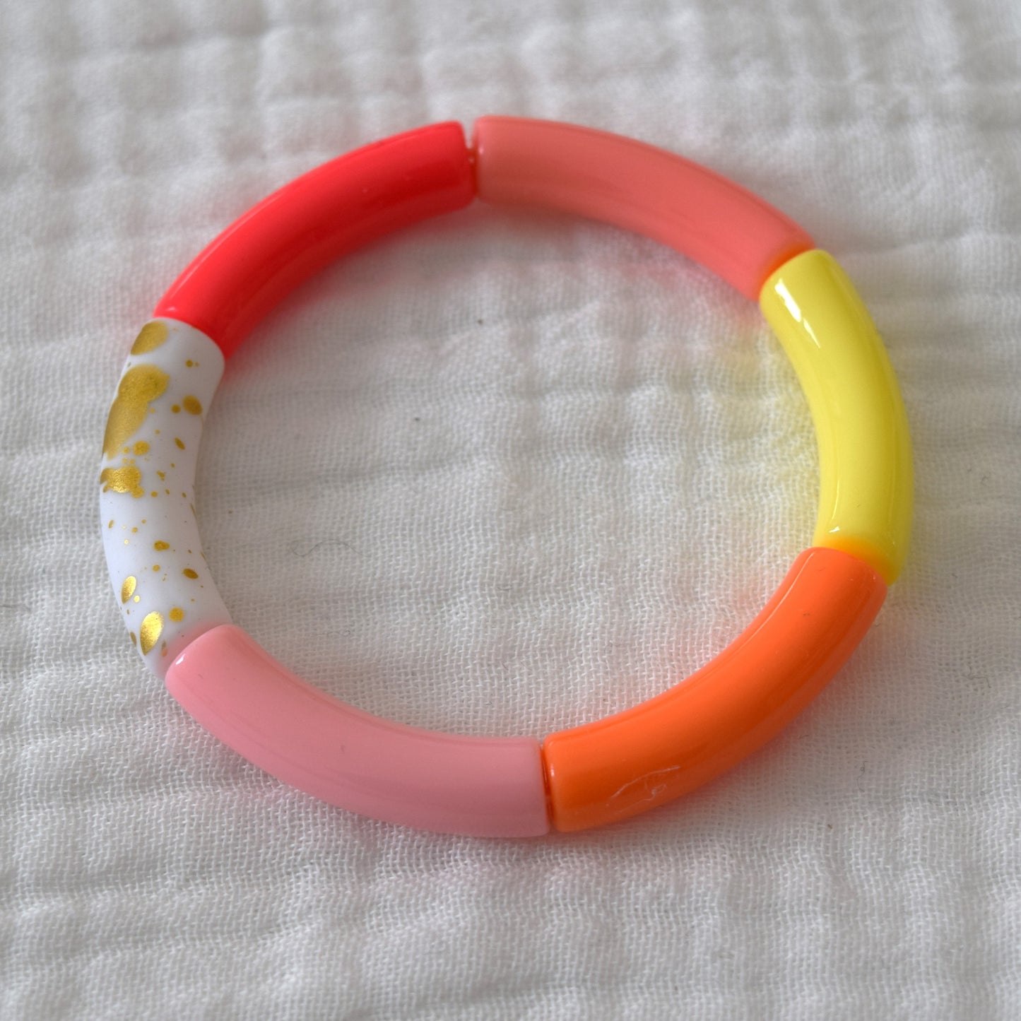 Bracelets joncs tons acidulés