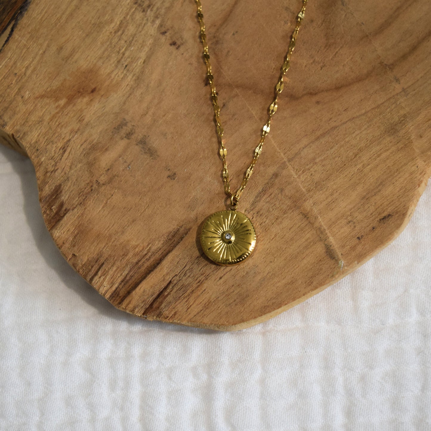 Collier Capri