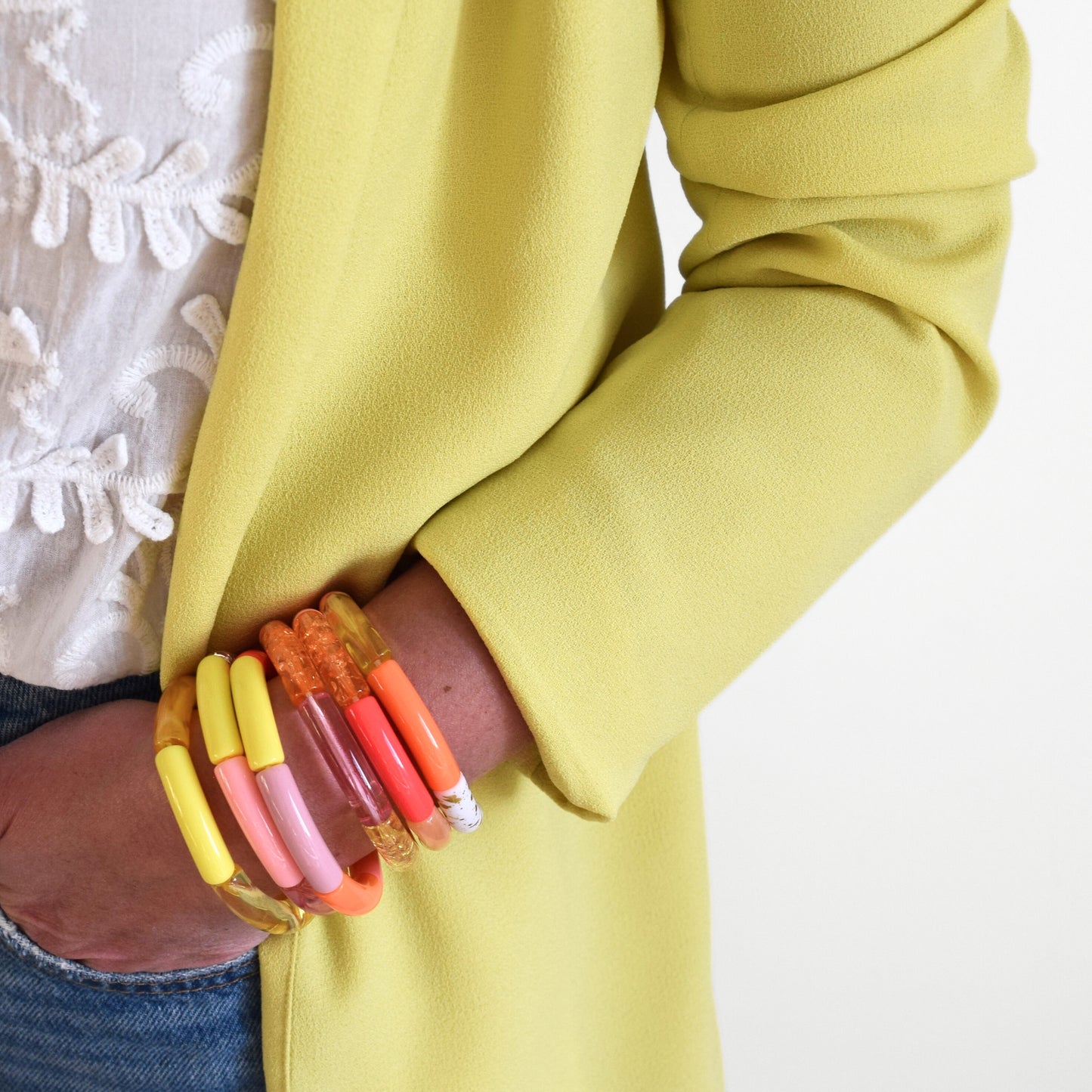 Bracelets joncs tons acidulés