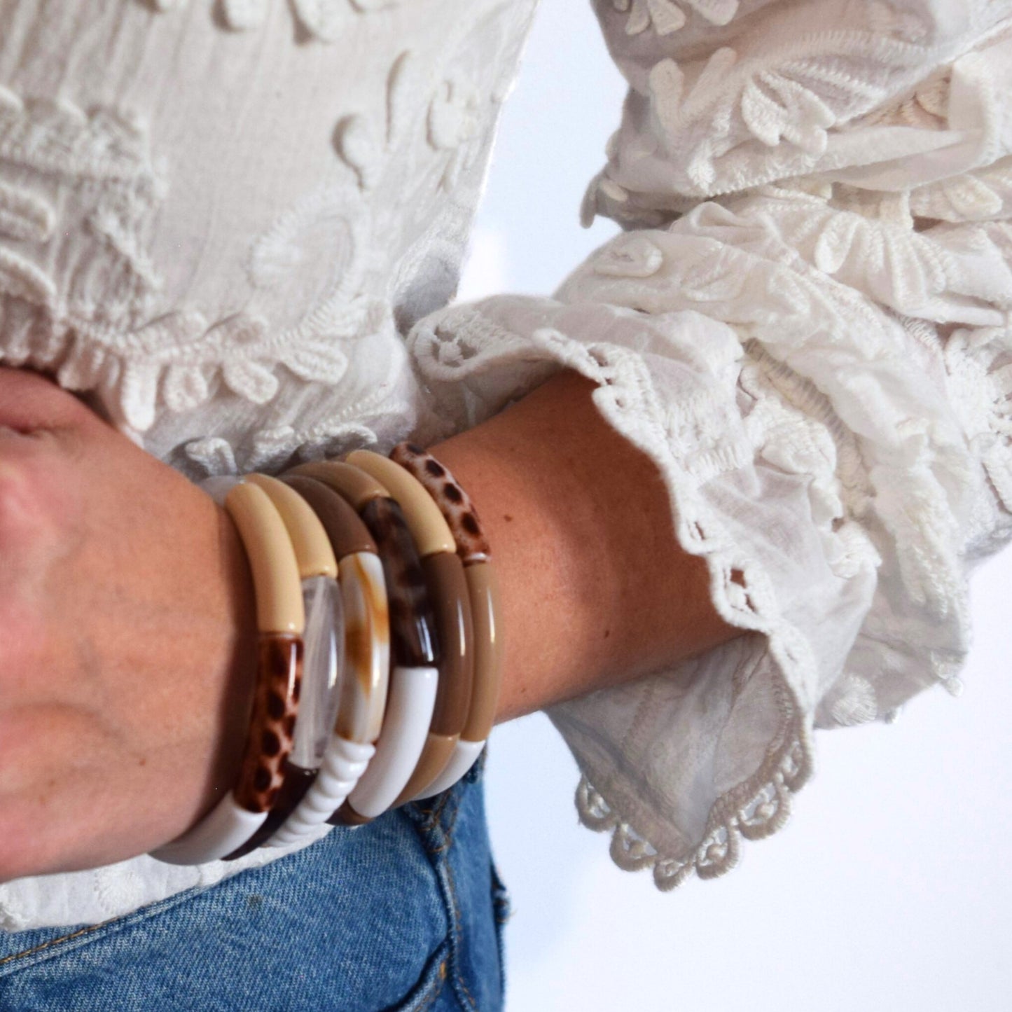Bracelets joncs tons blancs et taupe