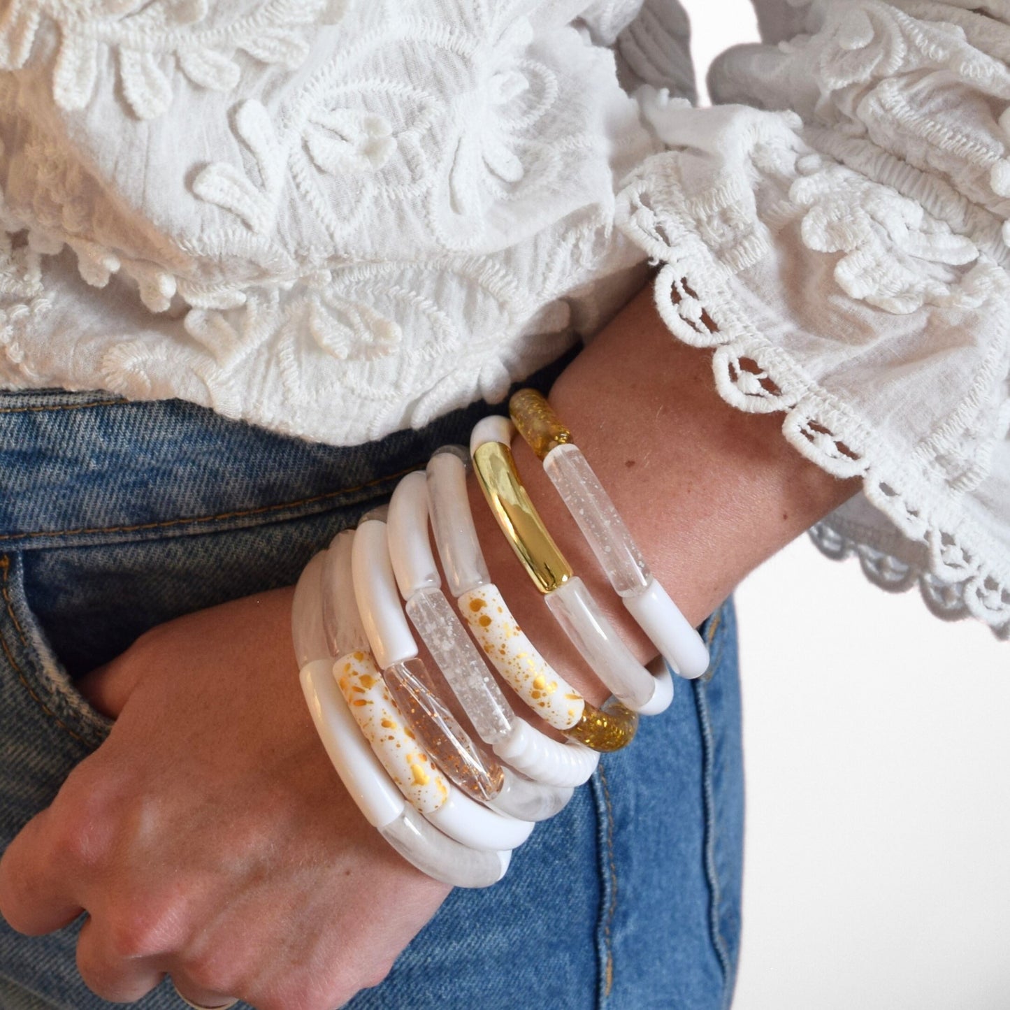 Bracelets élastiques tons blancs