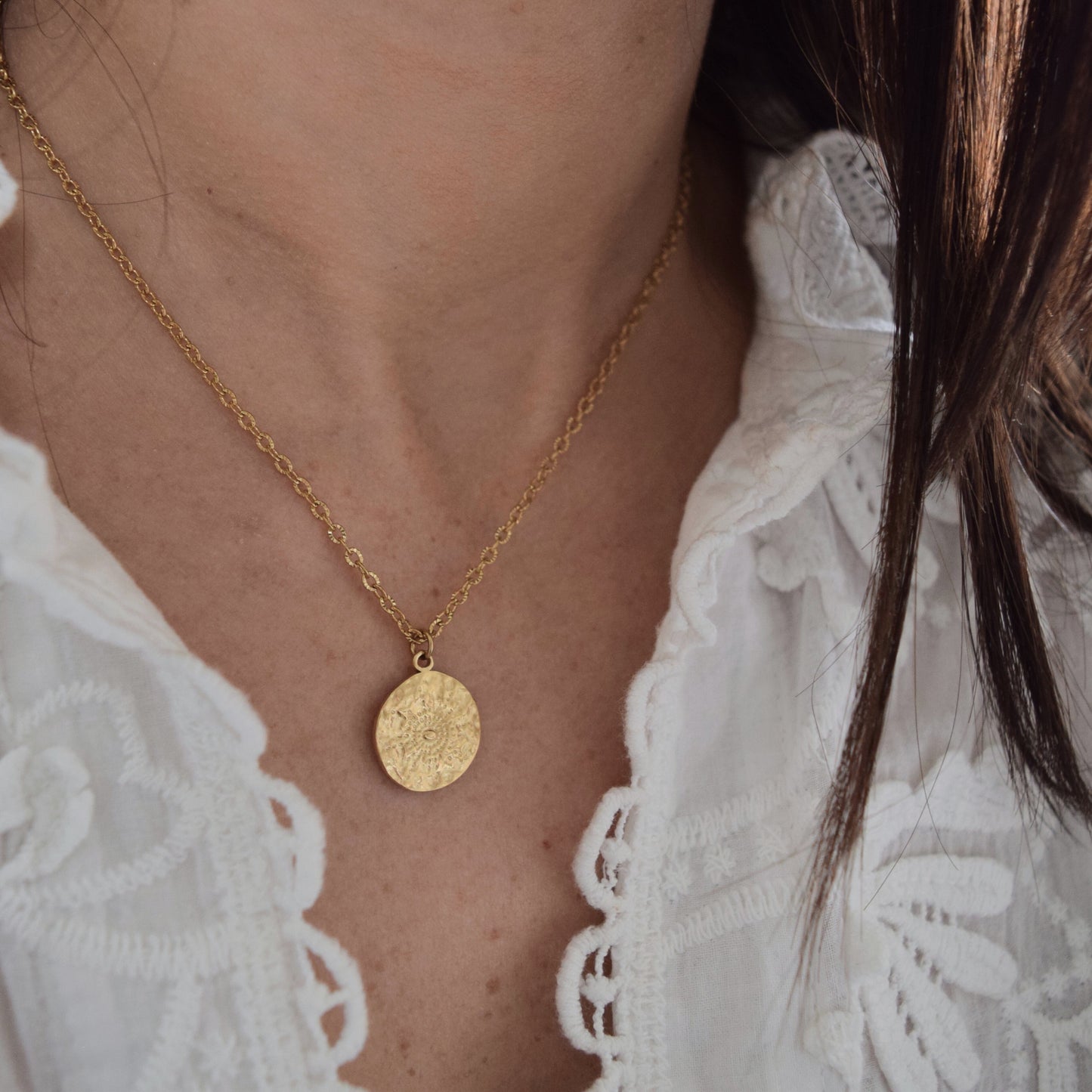 Collier Nora
