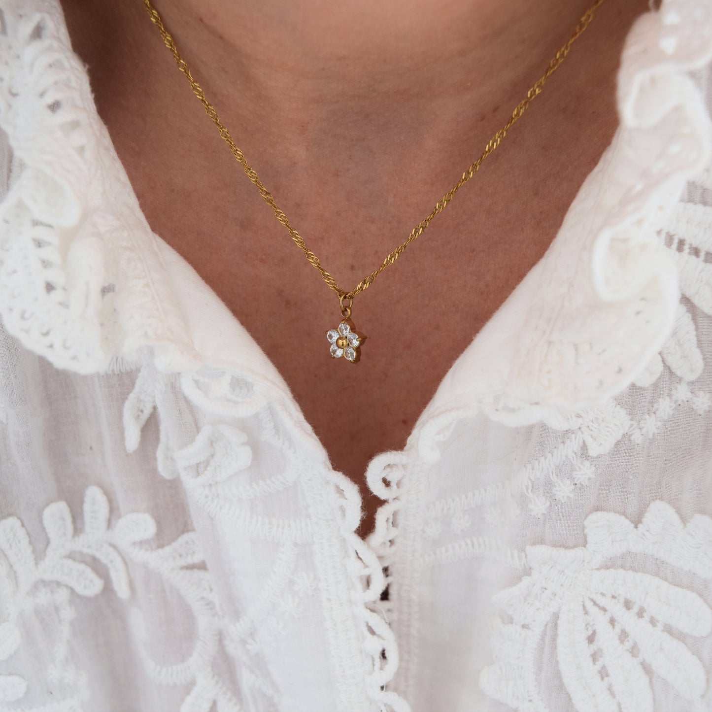 Collier Bloom