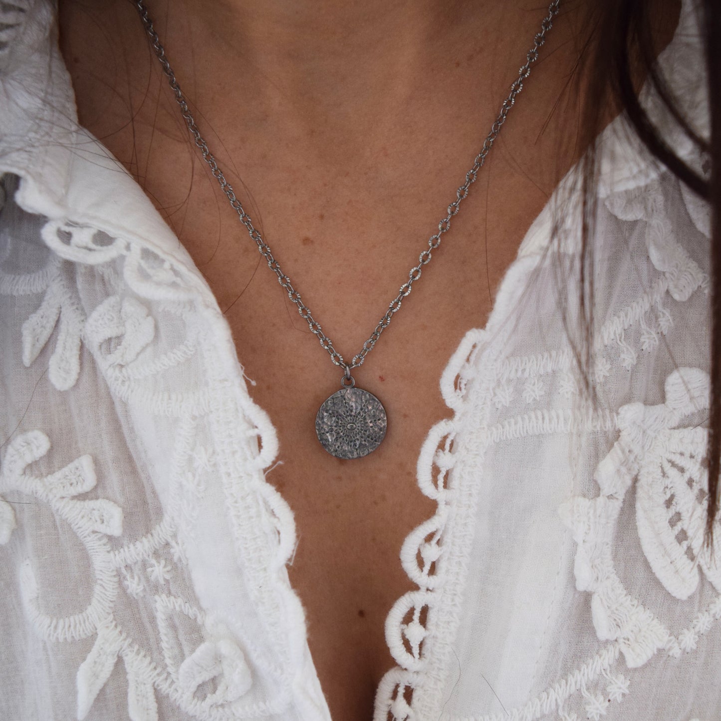 Collier Nora