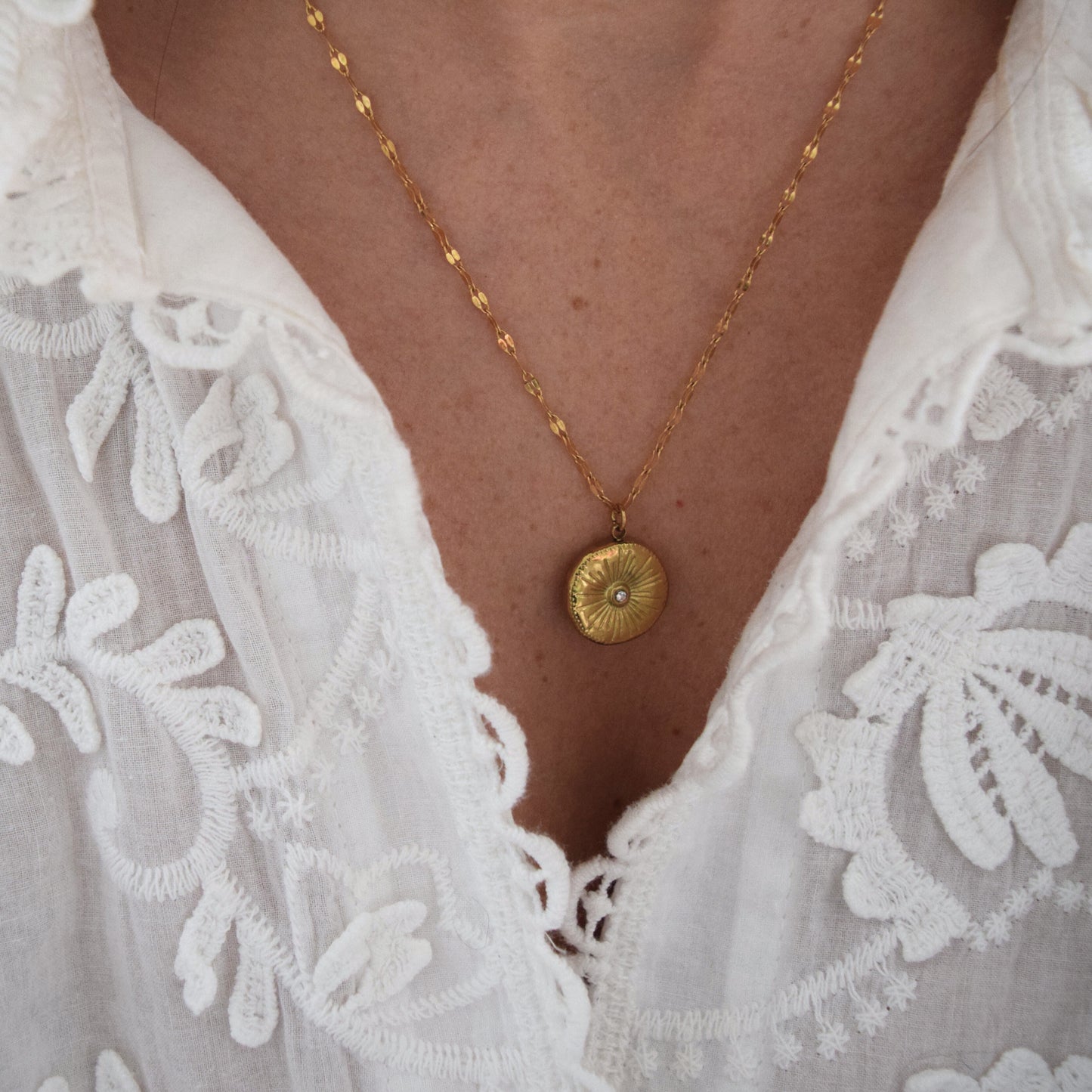 Collier Capri
