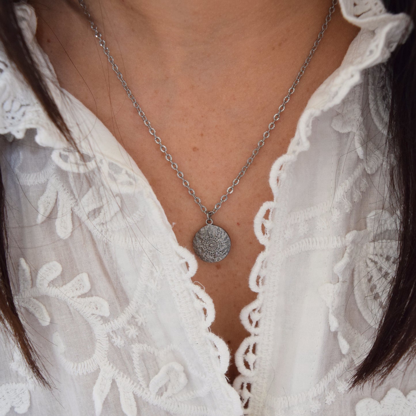 Collier Nora