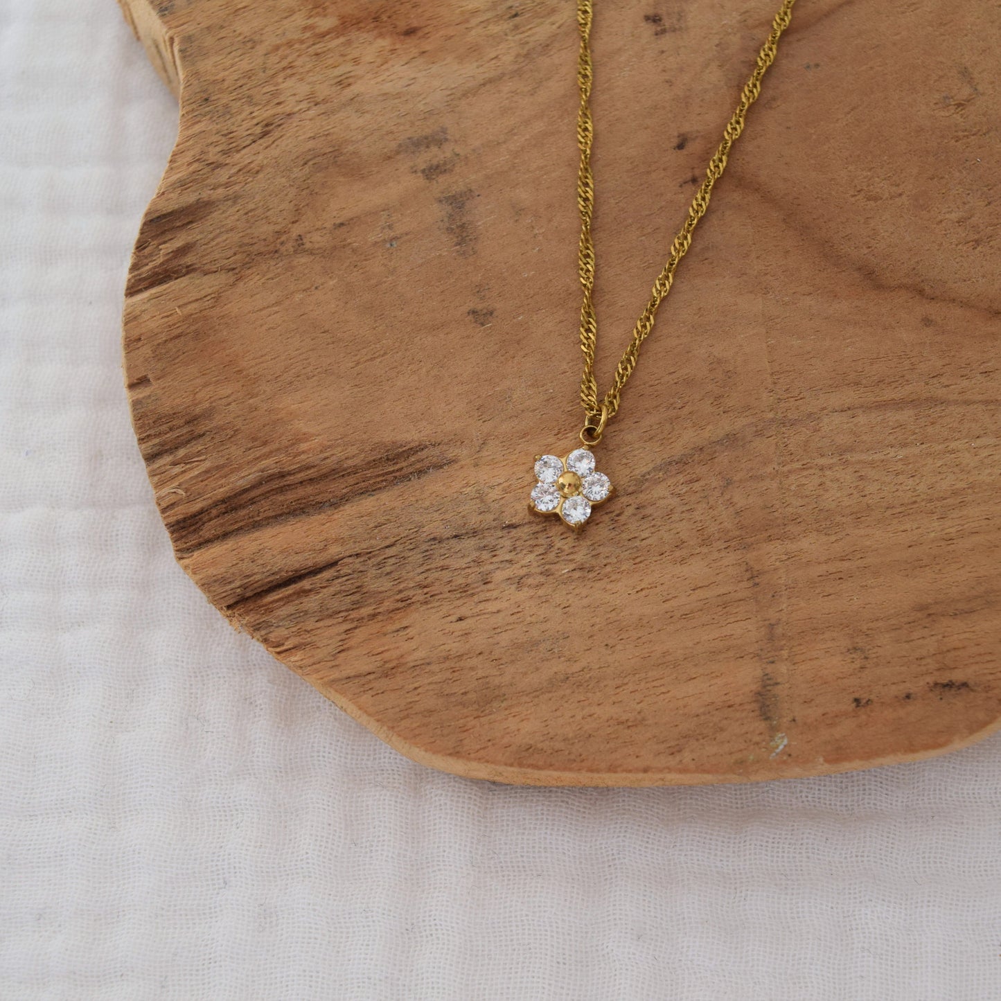 Collier Bloom