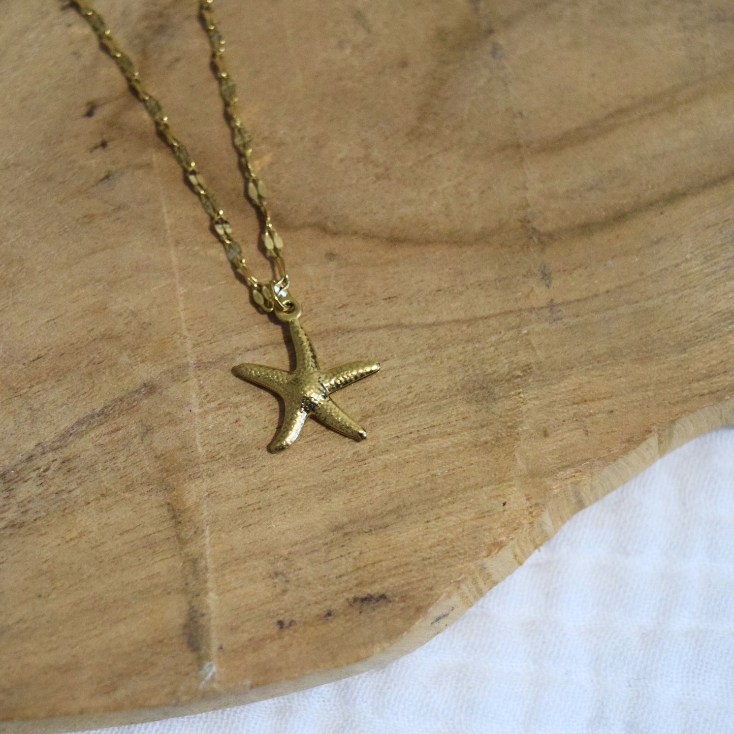 Collier Summer