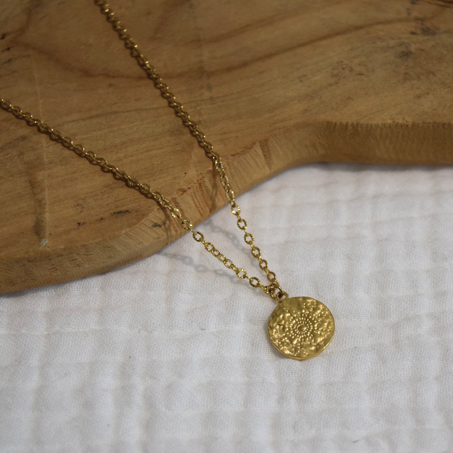 Collier Nora