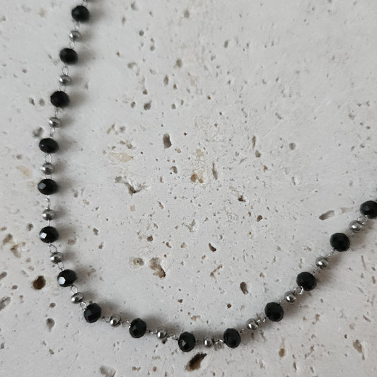 Collier perles ras de cou