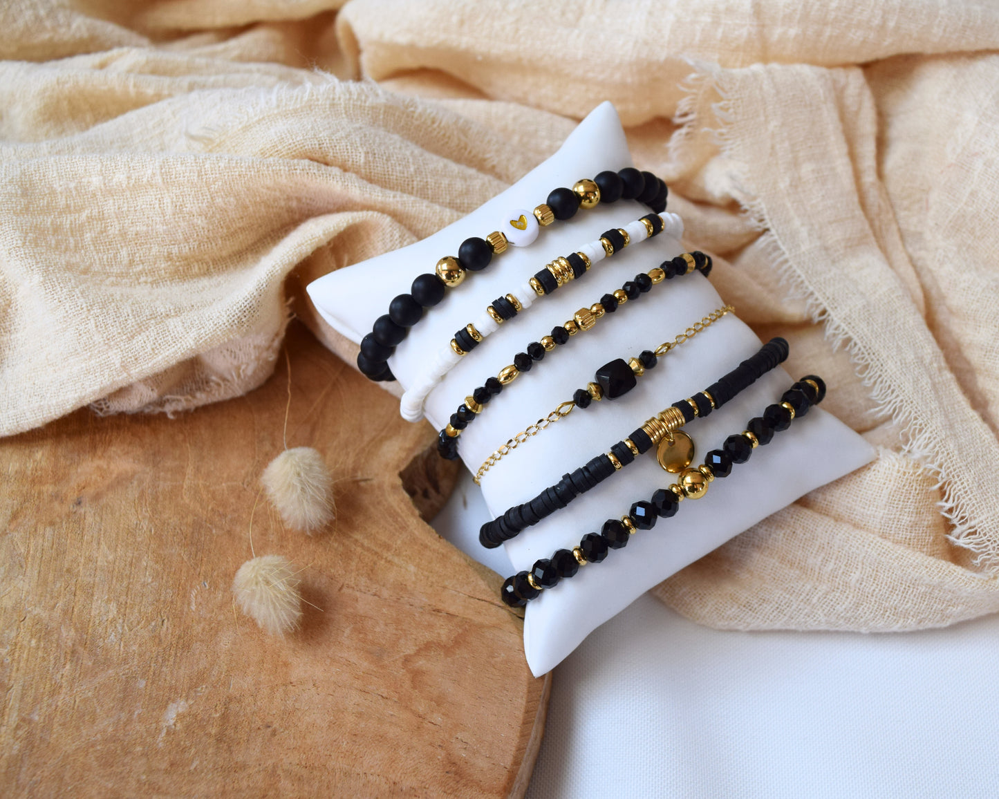 Bracelet en perles noires