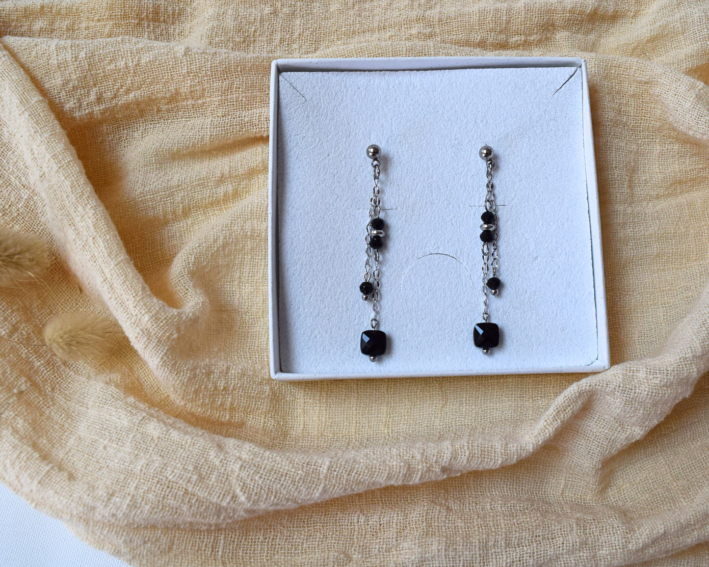 Boucles d'oreilles Molly noires