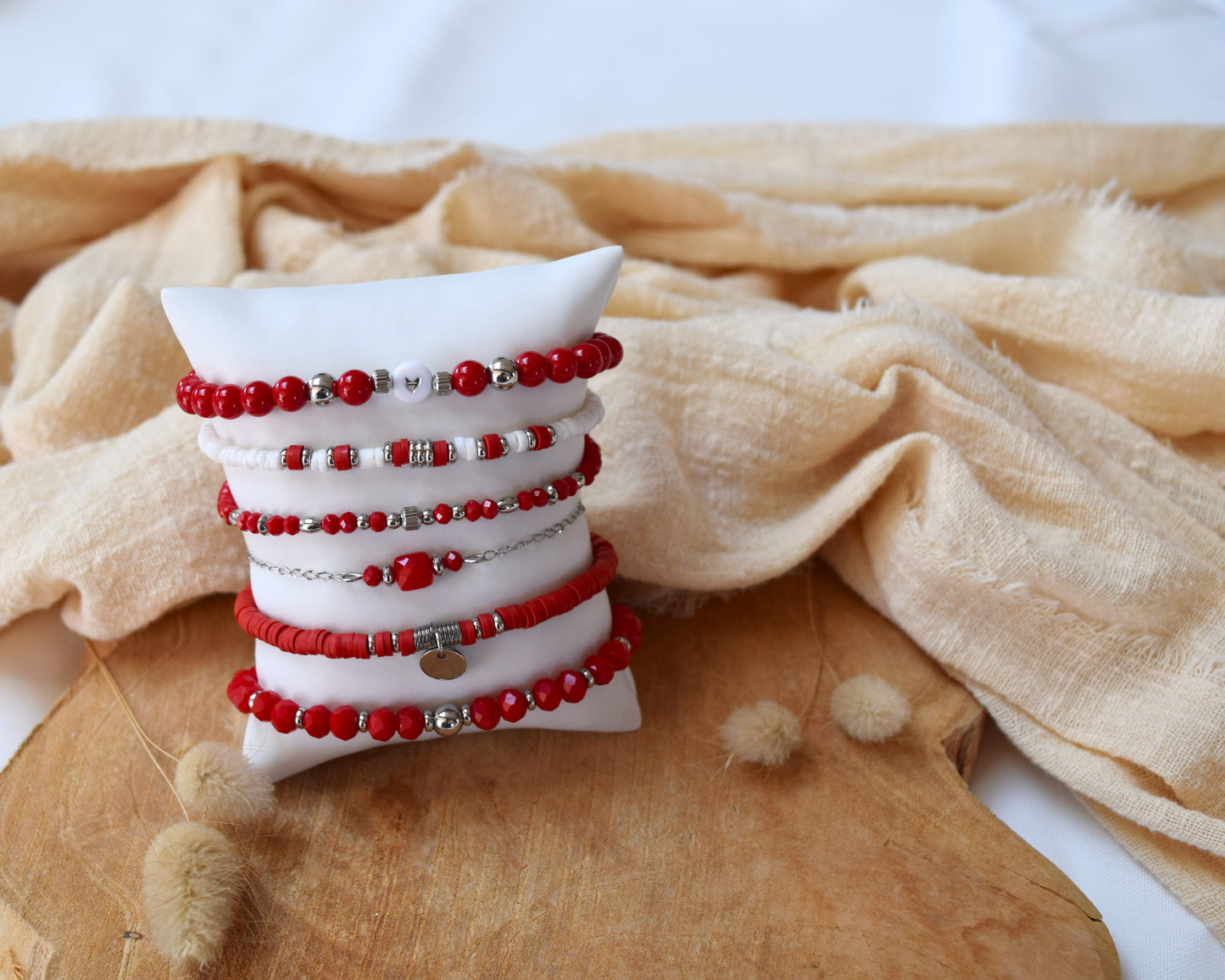 Bracelet perles rouges et acier inoxydable