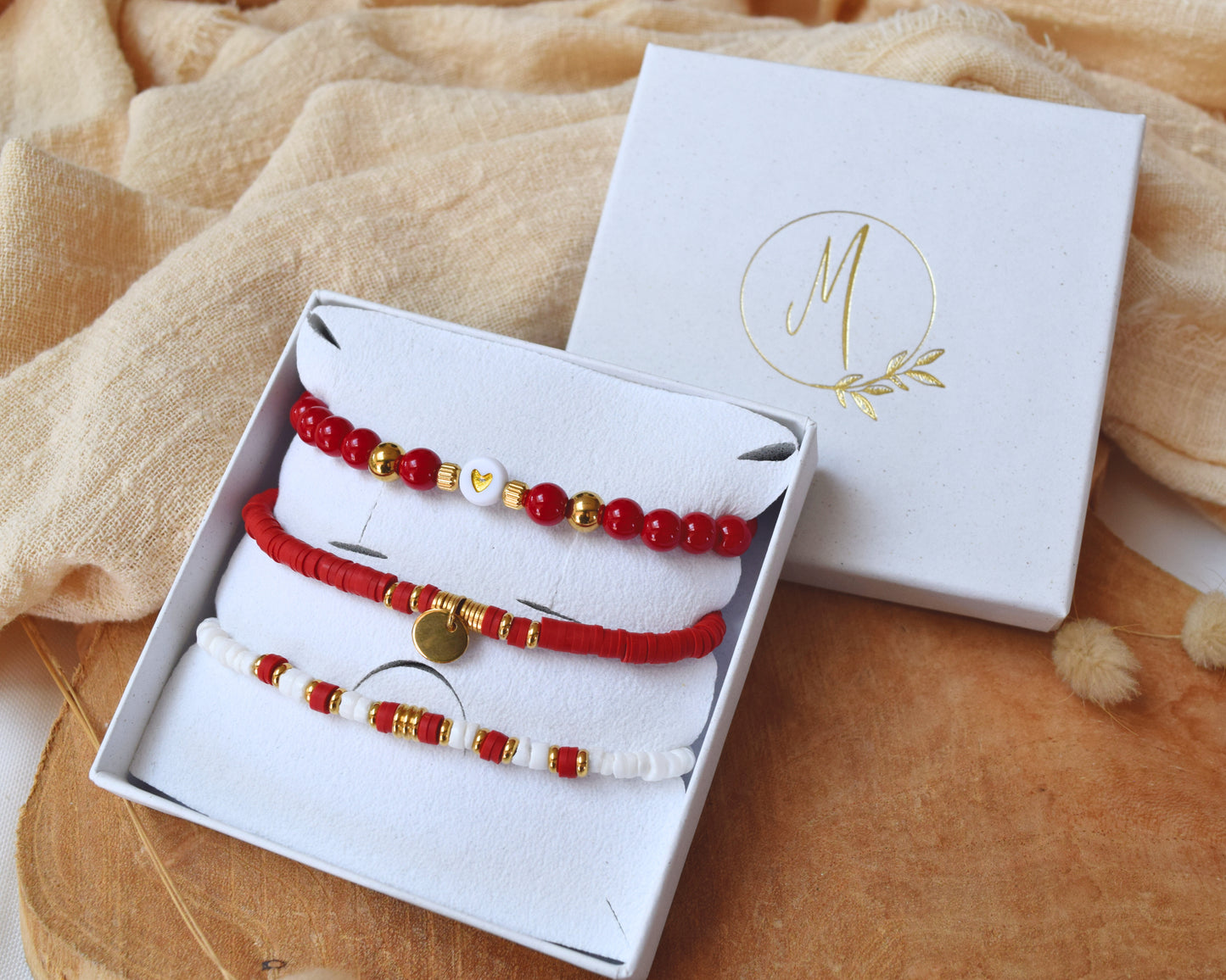 Bracelet perles rouges et acier inoxydable