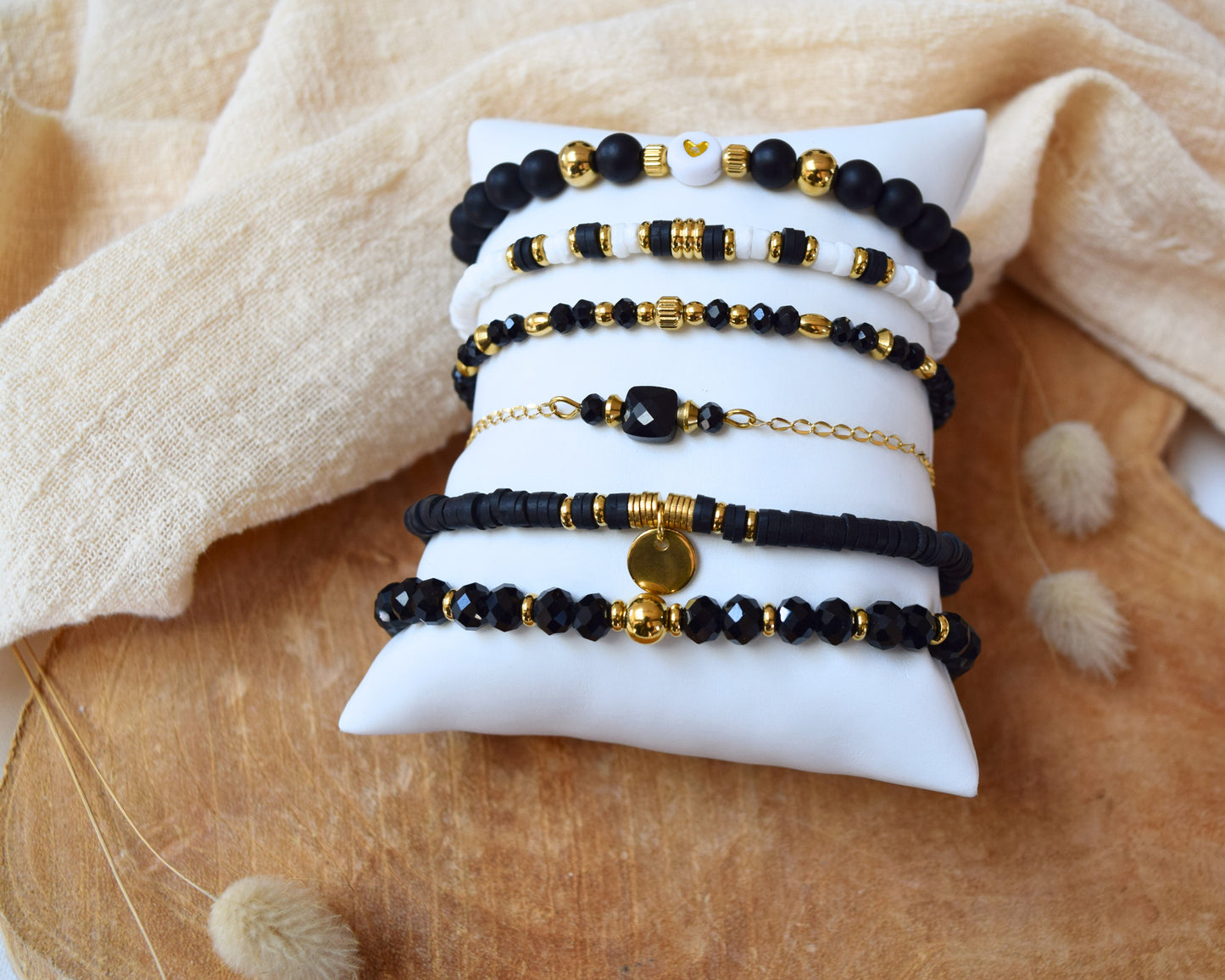 Bracelet en perles noires