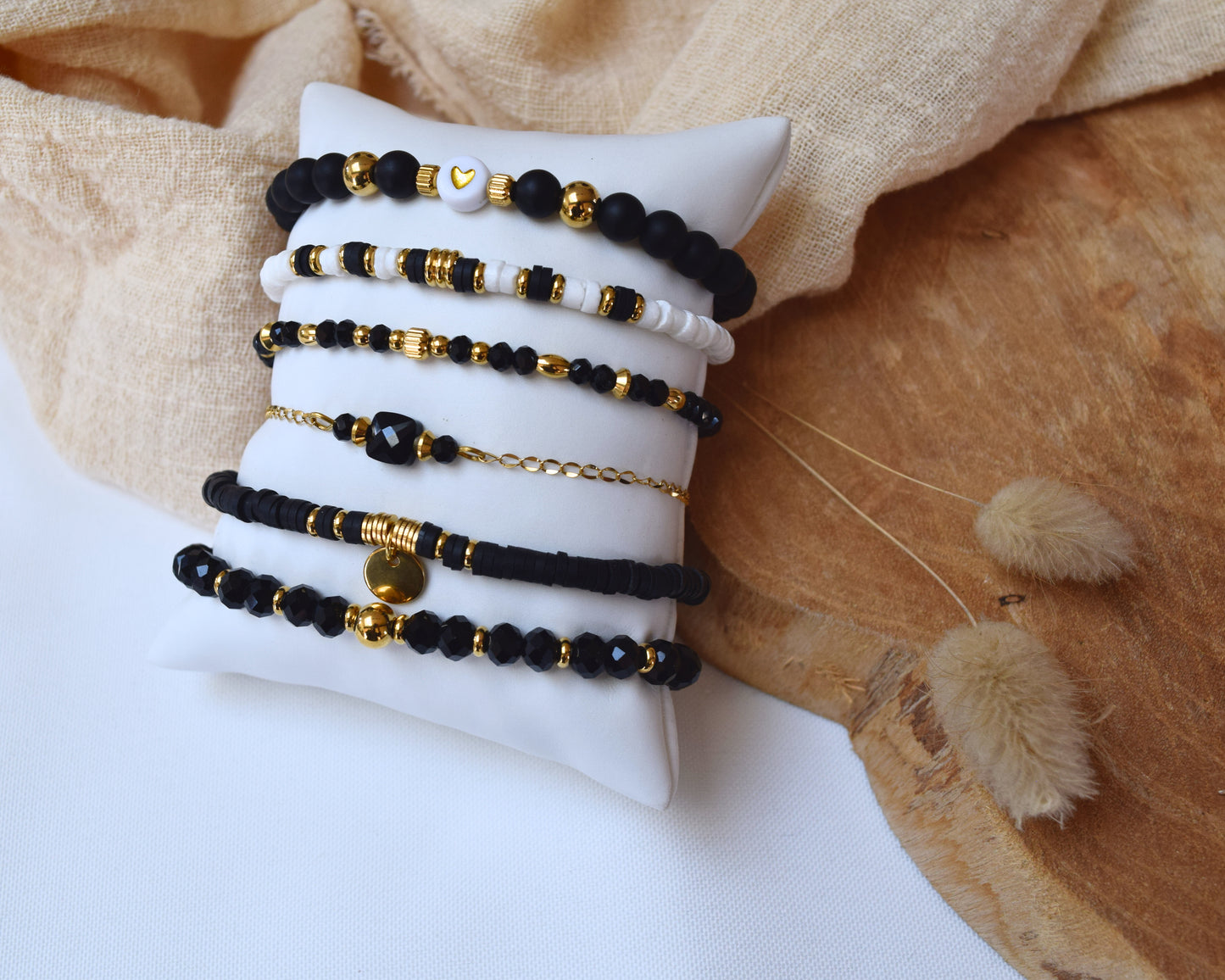 Bracelet en perles noires