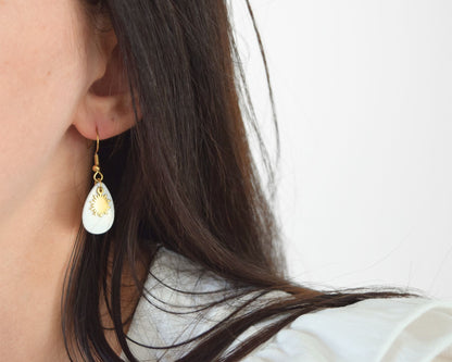 Boucles d'oreilles Sun avec nacre