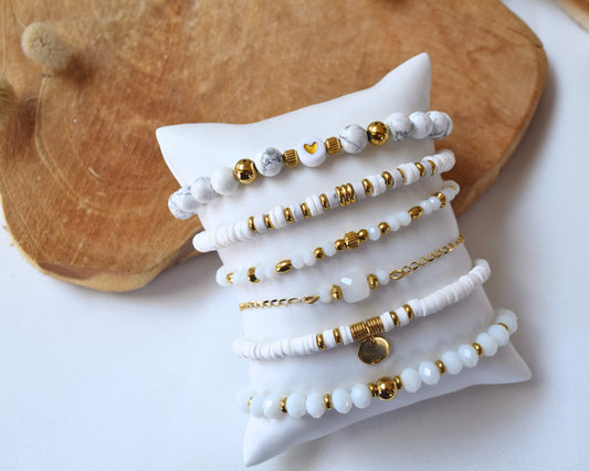 Bracelet en perles blanches