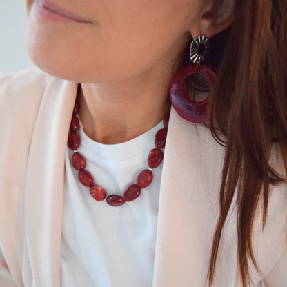 Bijou femme bordeaux chic et intemporel