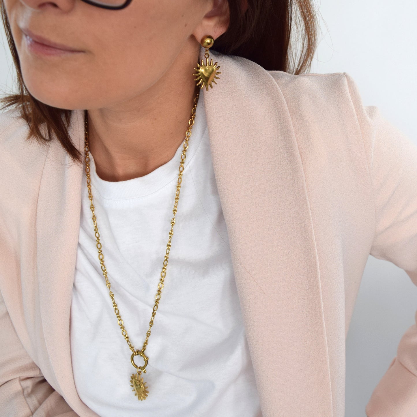 Boucles d’oreilles cœur élégantes style moderne