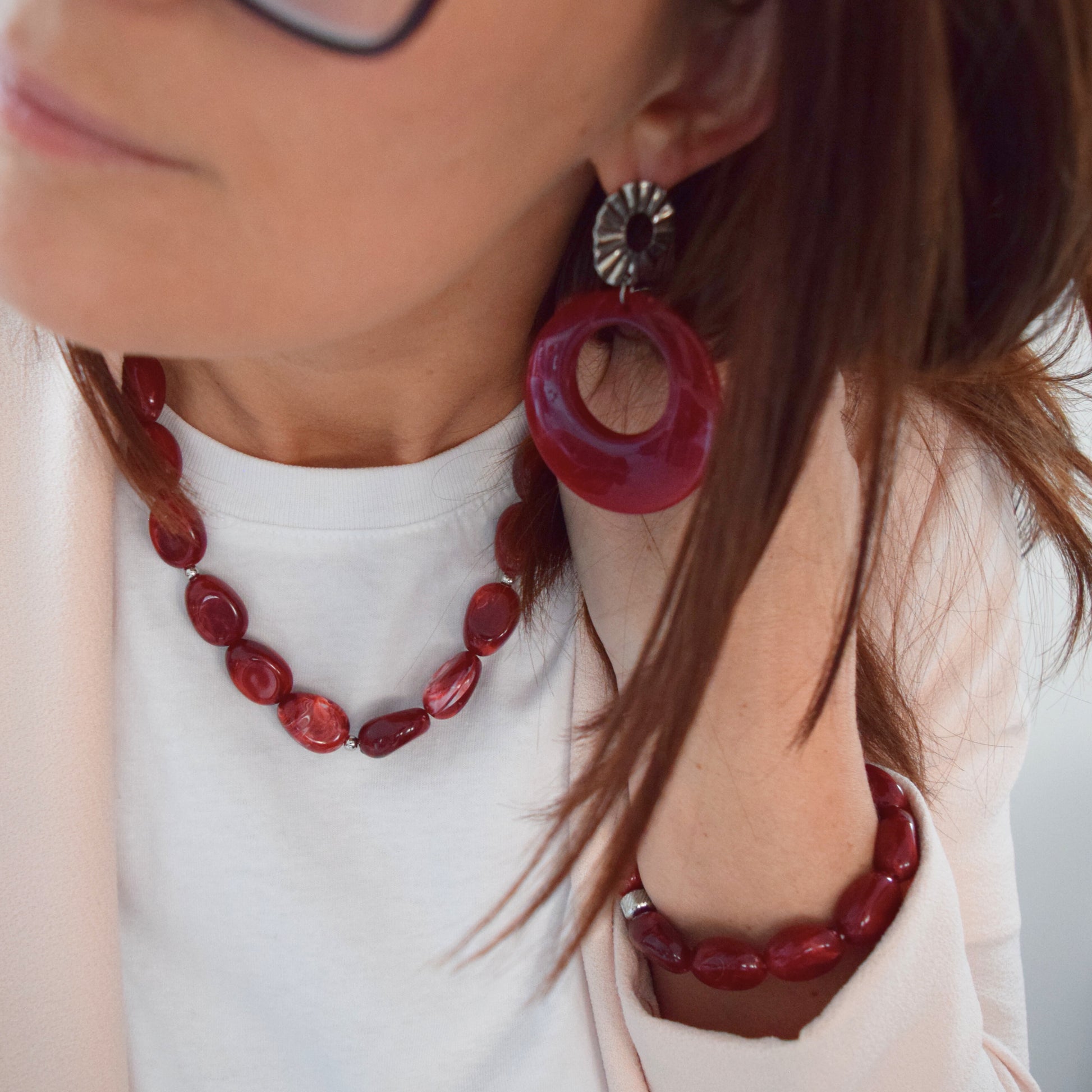 Collier perles bordeaux acier inoxydable
