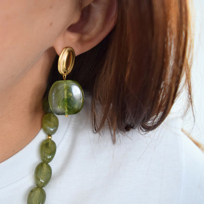 Bijou femme élégant avec perle verte