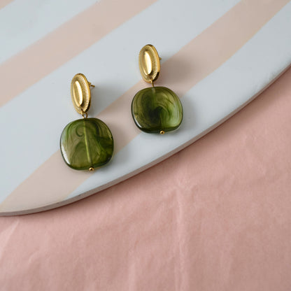 Boucles modernes élégantes femme