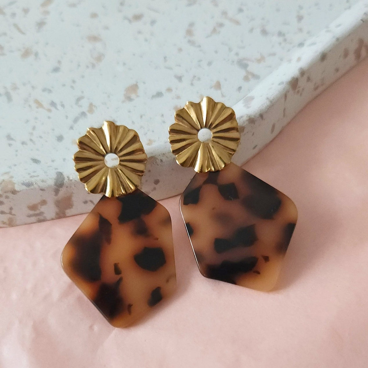 boucles tendance femme style leopard élégant