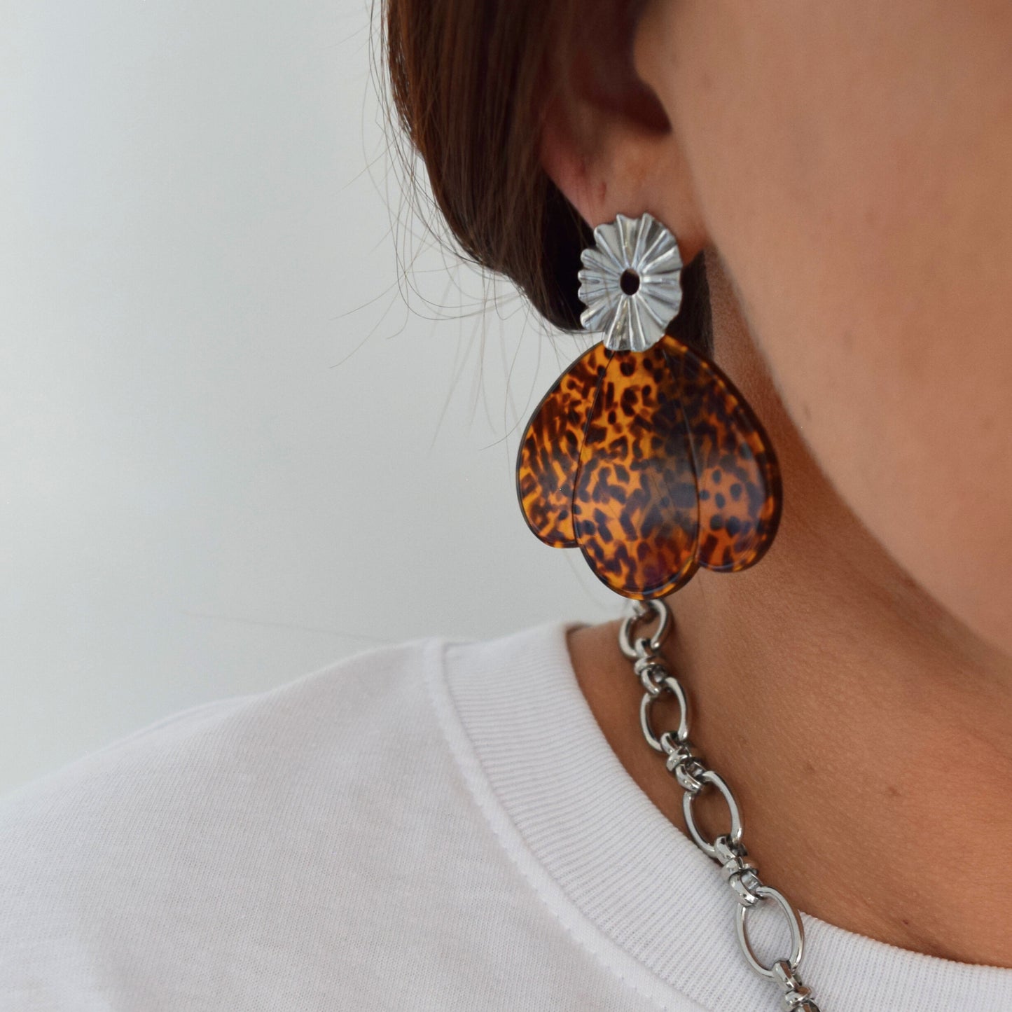 Boucles élégantes style rétro