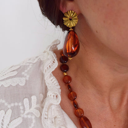 Boucles Isolde en acier inoxydable doré, design moderne et lumineux