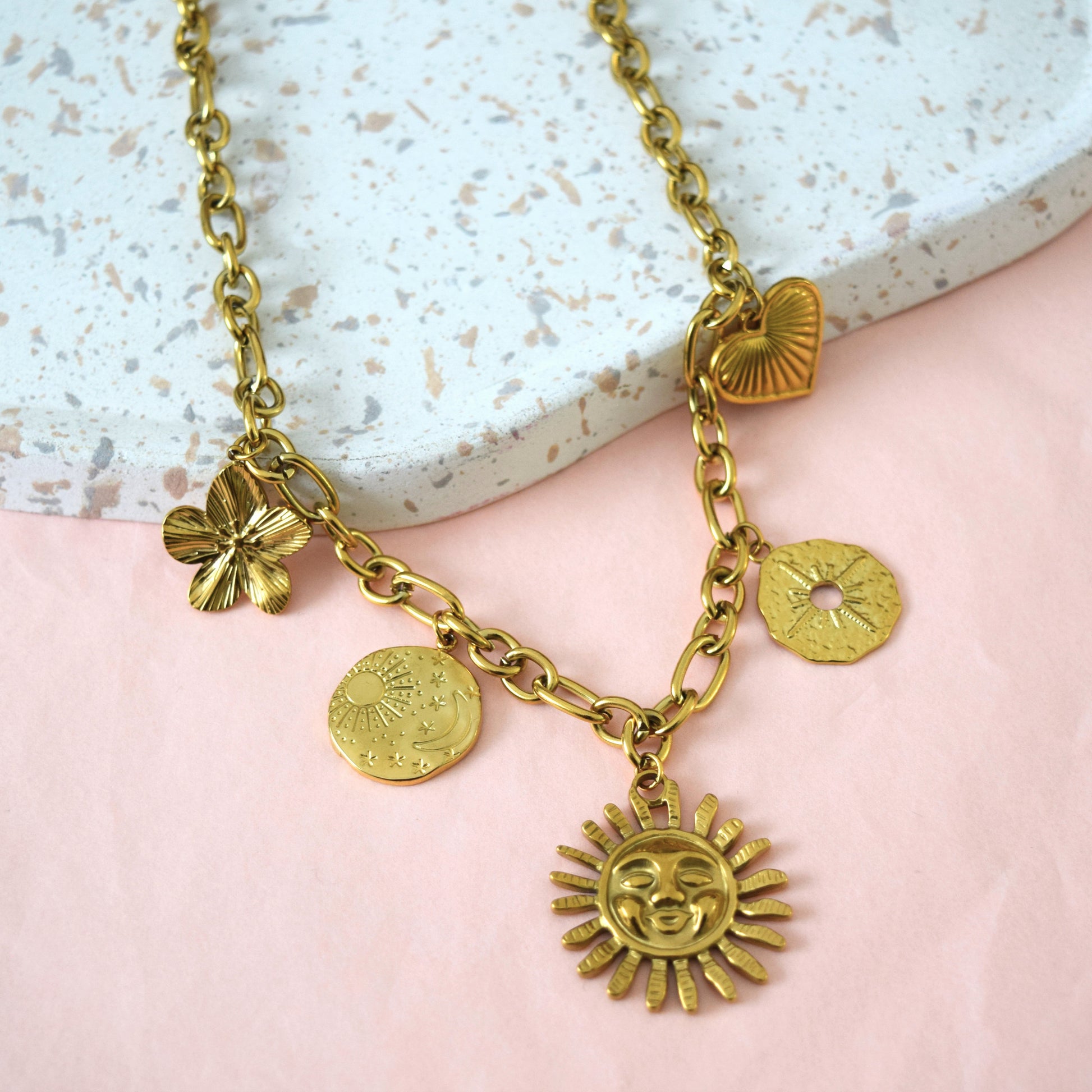 collier statement chaîne dorée