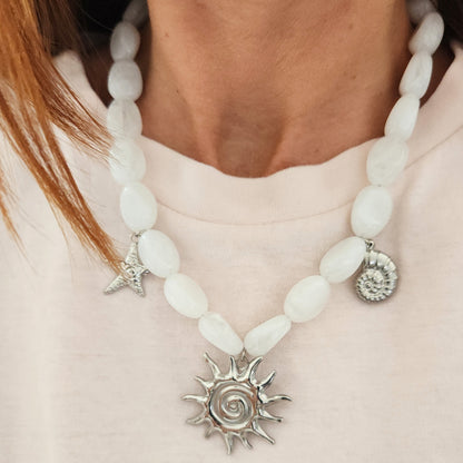 collier bohème femme perles blanches lumineuses