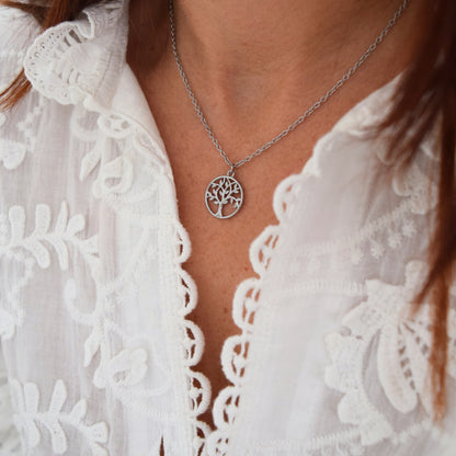 Collier arbre de vie argenté fait main dans le Cotentin