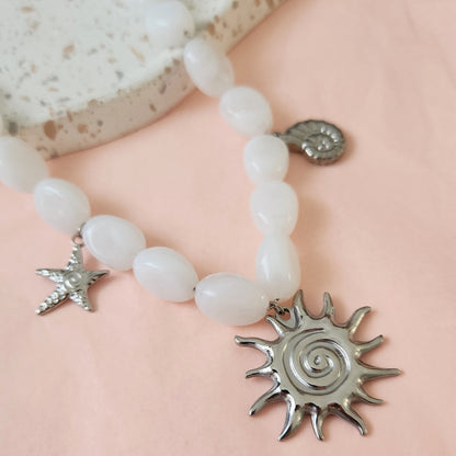 collier perles blanches style bohème chic