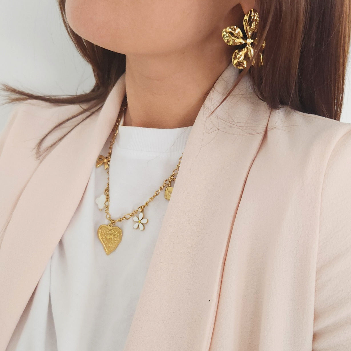 collier charms breloques cœur fleur et cadenas femme