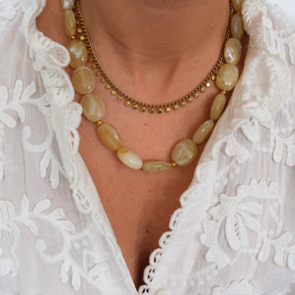 collier perles ovales femme tendance