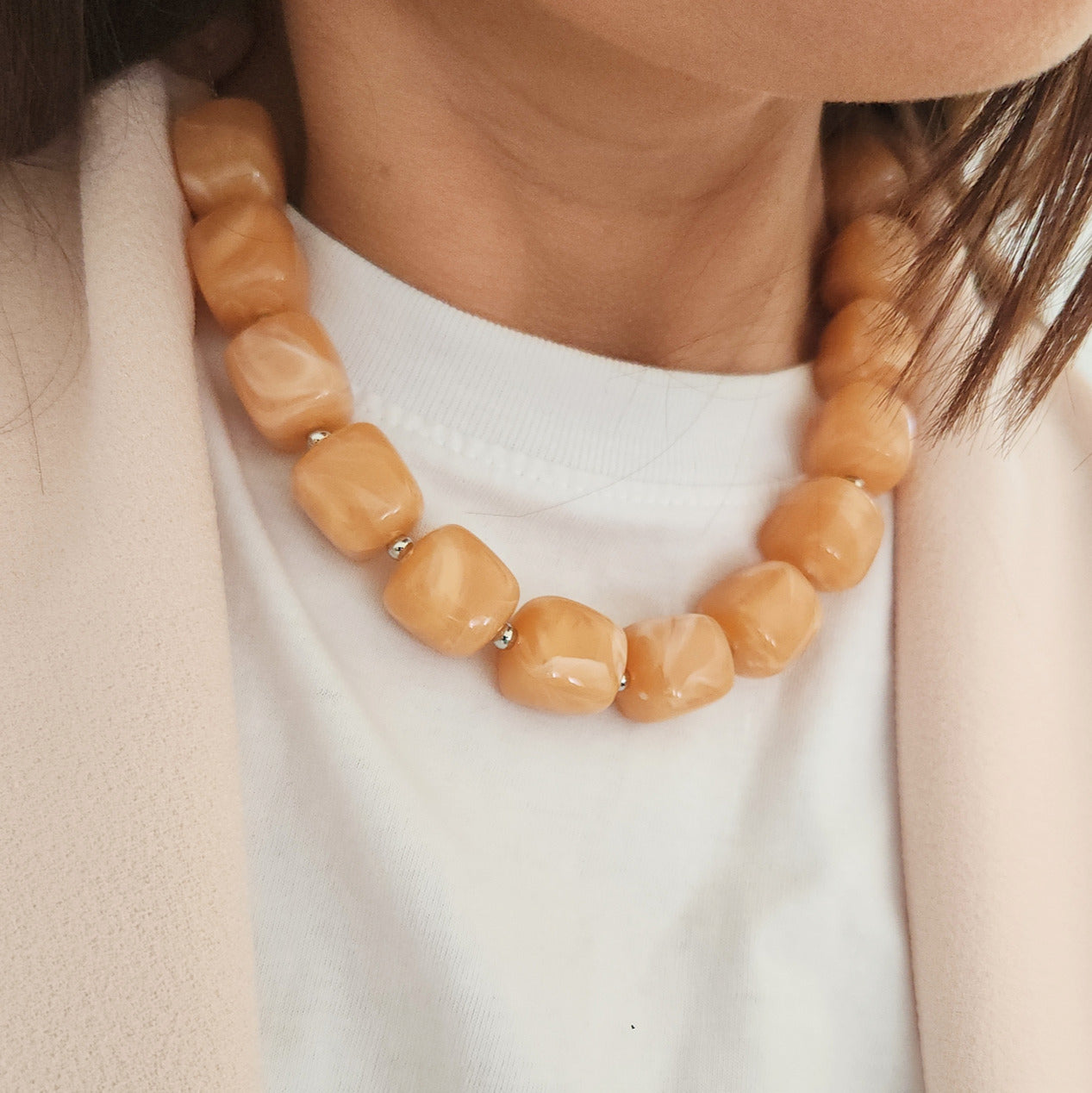 collier élégant style bohème perles corail