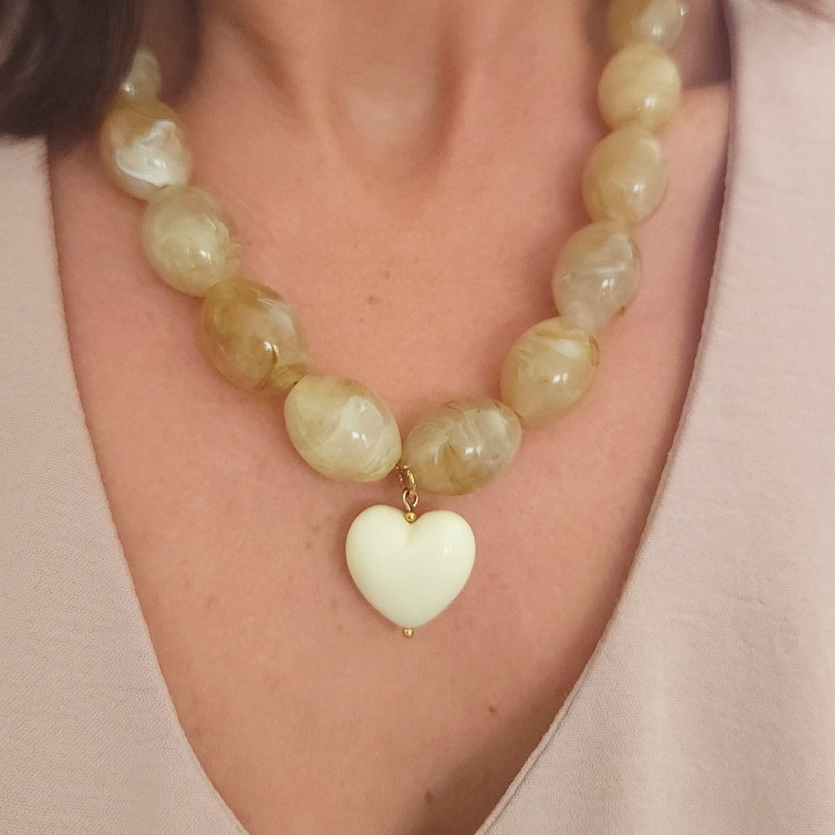 Collier artisanal femme beige écru MELIA